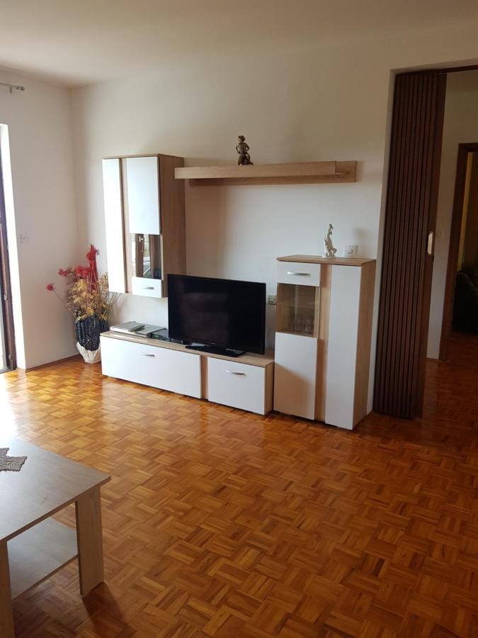 Lili Apartman Umag Kültér fotó