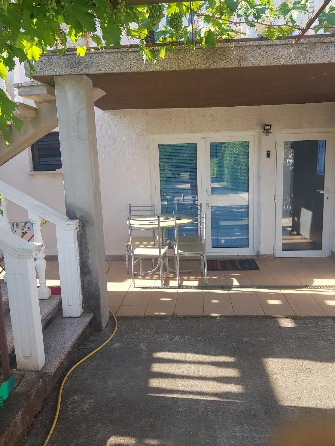 Lili Apartman Umag Kültér fotó