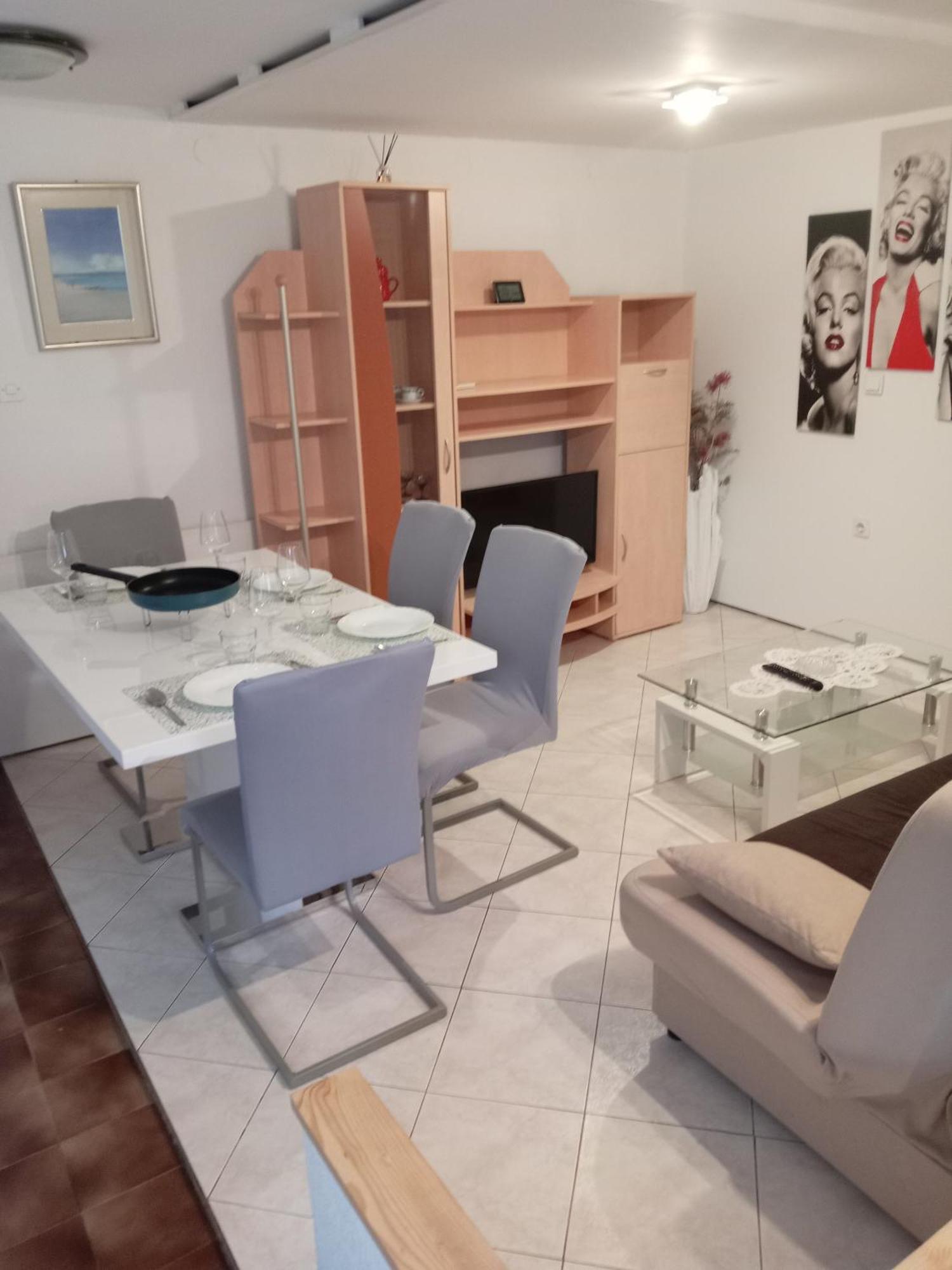 Lili Apartman Umag Kültér fotó